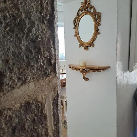 Le De Valiere Sainte-Valière