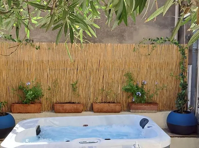 Le De Valiere 度假居 Sainte-Valière